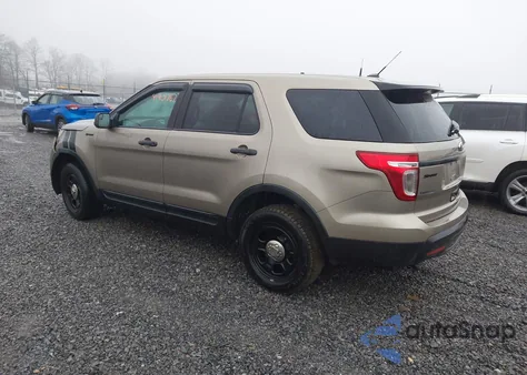 2014 Ford Police Interceptor z USA, uszkodzony, nr VIN 1FM5K8AR9EGA45007